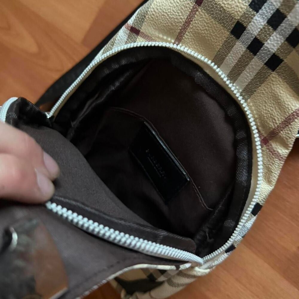 Burberry Sling Crossbody Bag - Picture 5 of 8